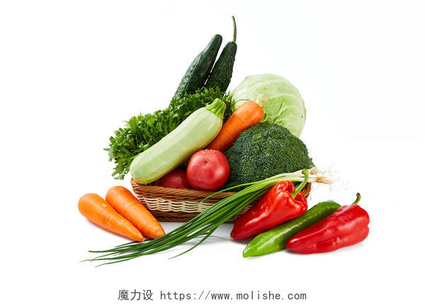 白底蔬菜黄瓜西兰花胡萝卜西葫芦橄榄竹篮蔬菜组合配图蔬菜果蔬